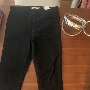 Levi’s black jeans